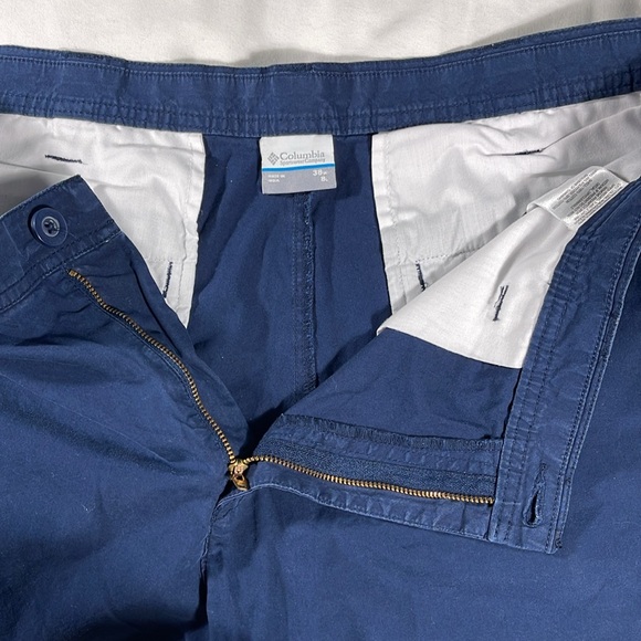 Columbia mens navy lightweight flat front 7.5" inseam chino shorts - size 38 - Picture 6 of 11